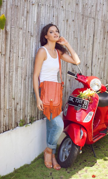 Khaleesi_model _resized