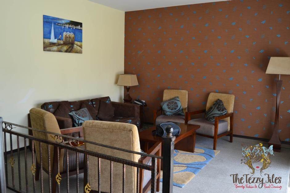 emirates park resort living room