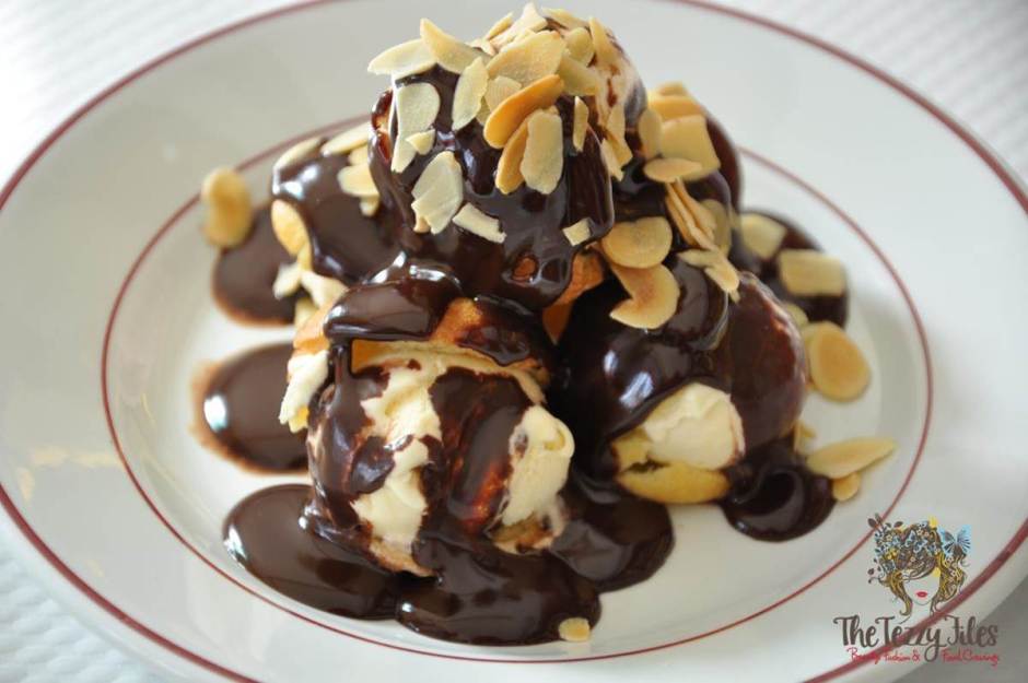 profiteroles