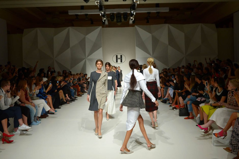 Hashe - Runway - Dubai FFWD April 2015