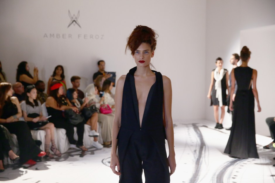 Amber Feroz - Presentation - Dubai FFWD April 2015