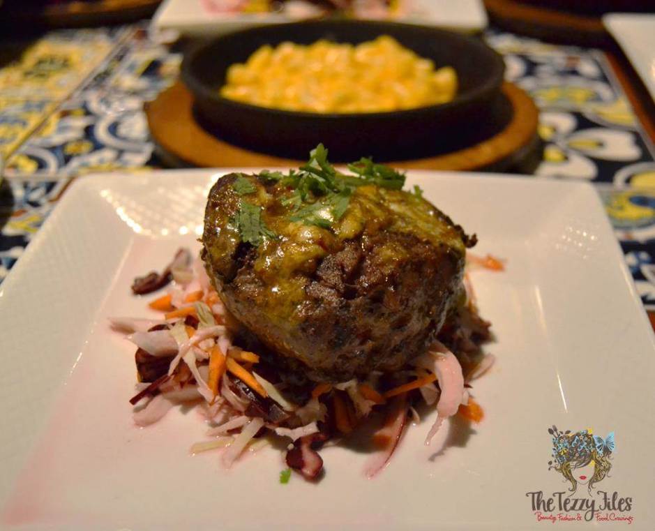 chili's chef cuts spicy crab fillet