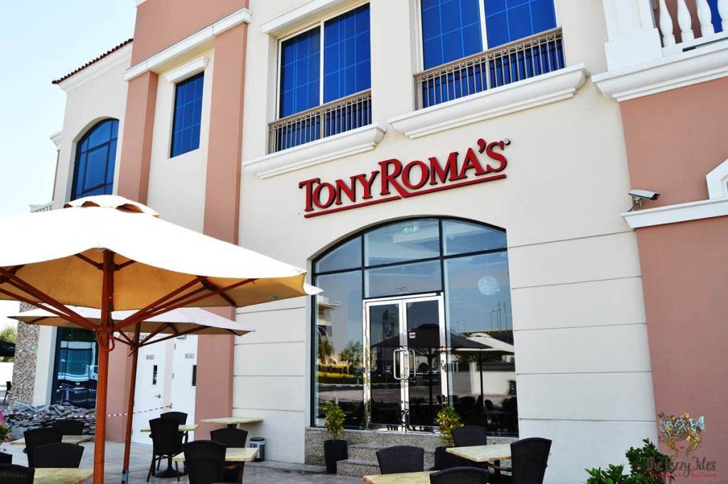 Tony Roma's Rd Tony Roma’s: a legacy of ribs, and so much more – The Tezzy Files