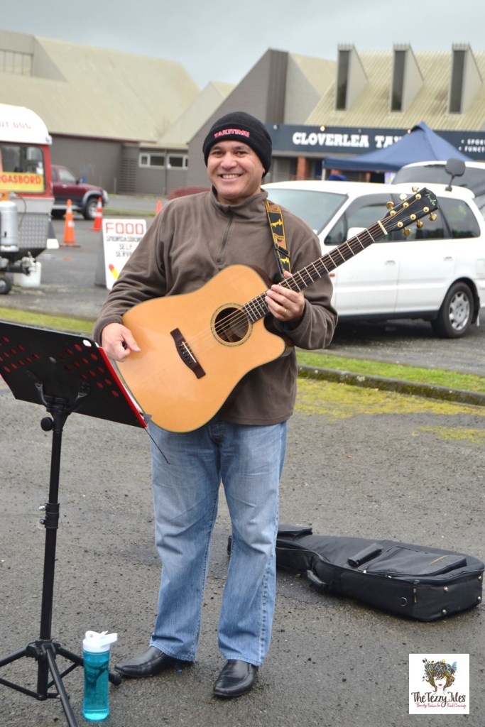 Palmy Farmers Market flea market palmerston north new  zealand organic farm produce vegetables health maori samoan pacific island (6)