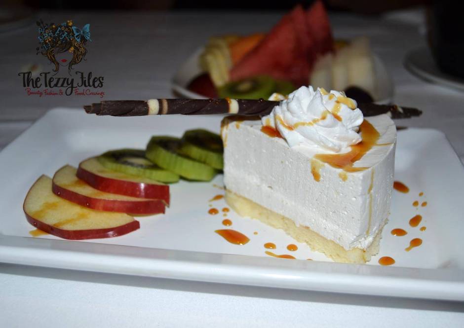 pharaoh's restaurant & cafe arabian courtyard dubai egyptian themed restaurant review dinner arabic food uae (1)