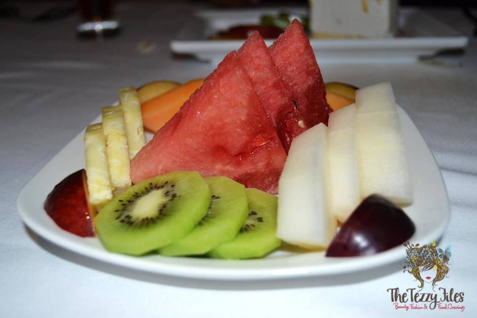 pharaoh's restaurant & cafe arabian courtyard dubai egyptian themed restaurant review dinner arabic food uae (8)