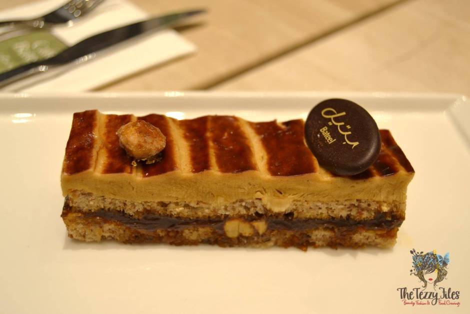 cafe bateel the walk jbr review dinner pastries gourmet dates dubai uae (16)