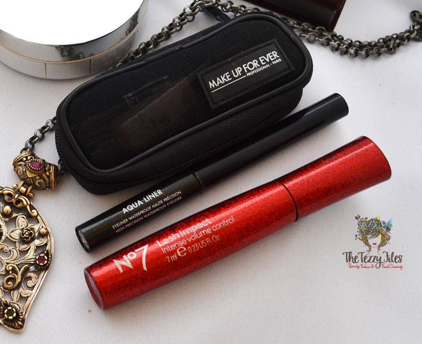 eye makeup review beauty blog smudge free liner