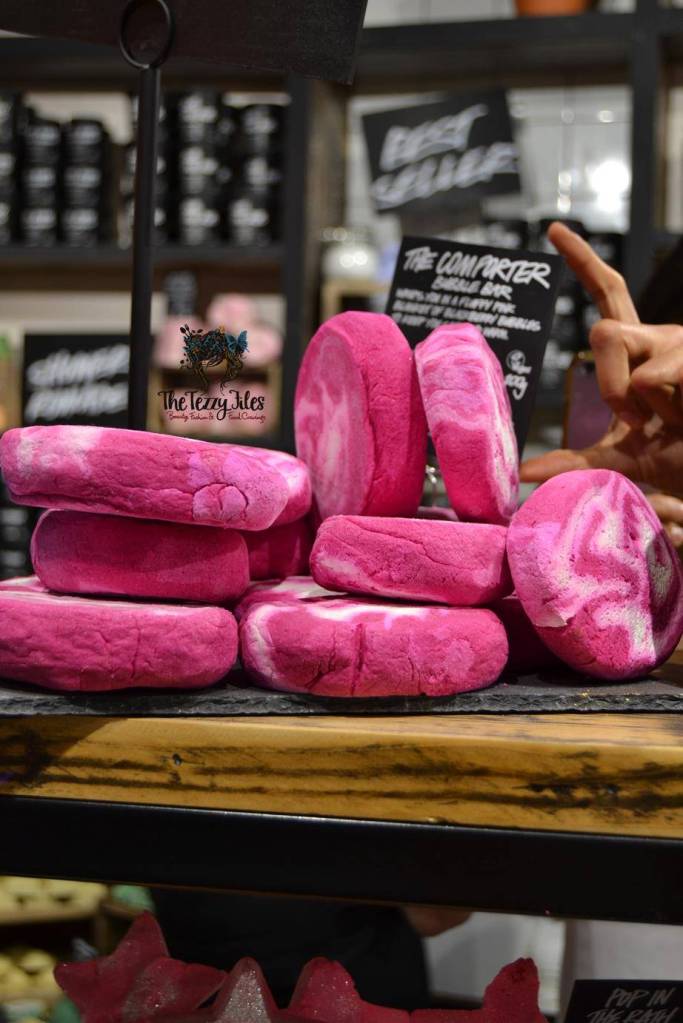 Lush mercato mall dubai opening eco friendly interiors sustainable wood  (4)