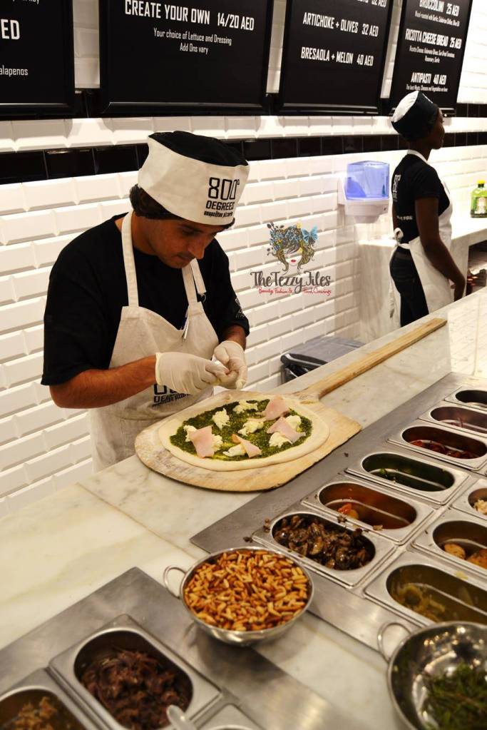 800 degrees neopolitan pizza mall of the emirates dubai food review personalized pizza gelato burrata italian uae (14)