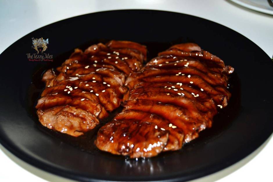 sho cho dubai review contemporary japanese bar and restaurant sushi sashimi sake molten chocolate cake alcohol sea view (3)