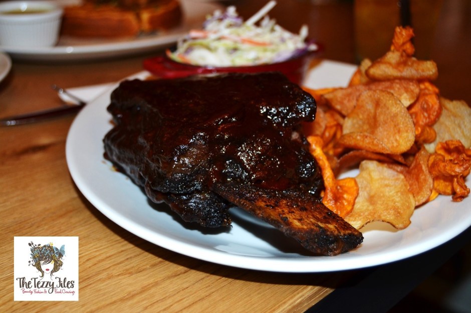 Clinton St Baking Company Dubai review chicken and waffles 15 hour smoked beef eggs benedict jalapeno sauce barbeque ribs burj khalifa views made with love and butter (15)