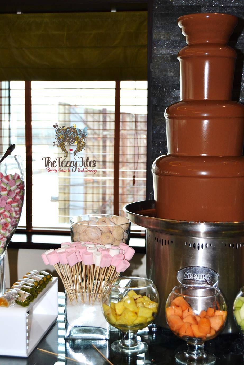 Flavors on Two Friday Brunch Towers Rotana Sheikh Zayed Road Dubai Review International Buffet with drinks (13)