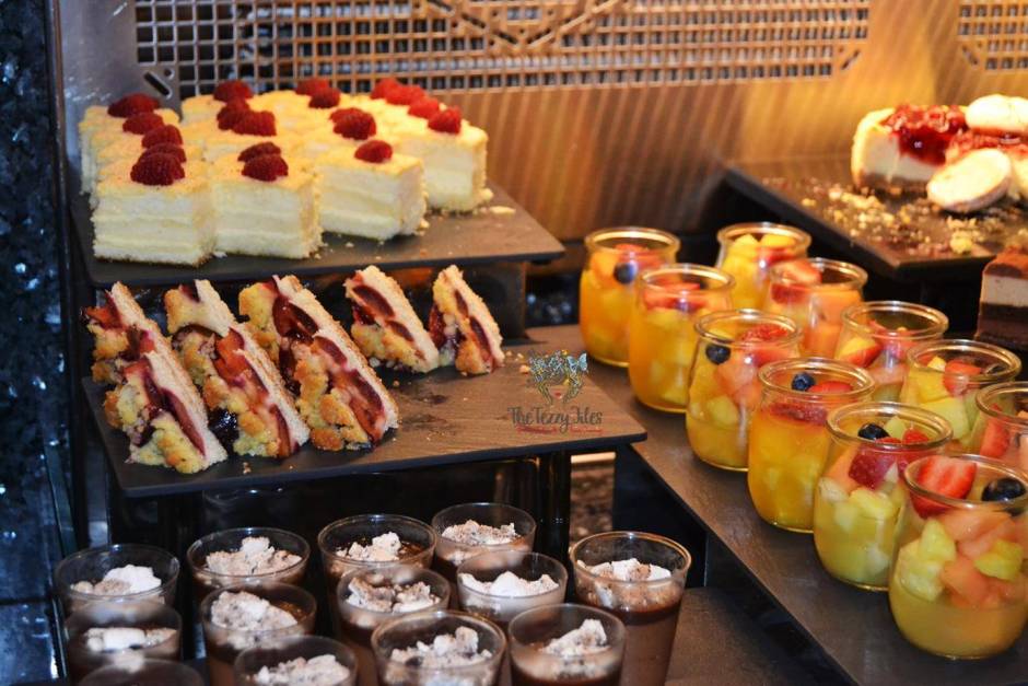 Flavors on Two Friday Brunch Towers Rotana Sheikh Zayed Road Dubai Review International Buffet with drinks (14)