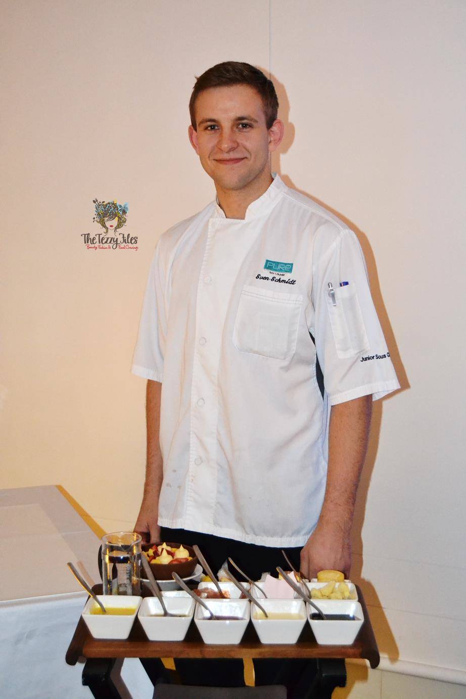 pure sky lounge hilton the walk jbr review sharing dessert 9 course menu tasting blog review food dubai uae fine dining chef sven schmidt (4)