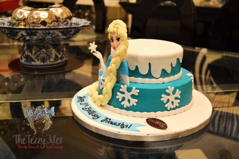 sugaholic birthday cake review belgian chocolate buttercream sponge frozen elsa cake (4)