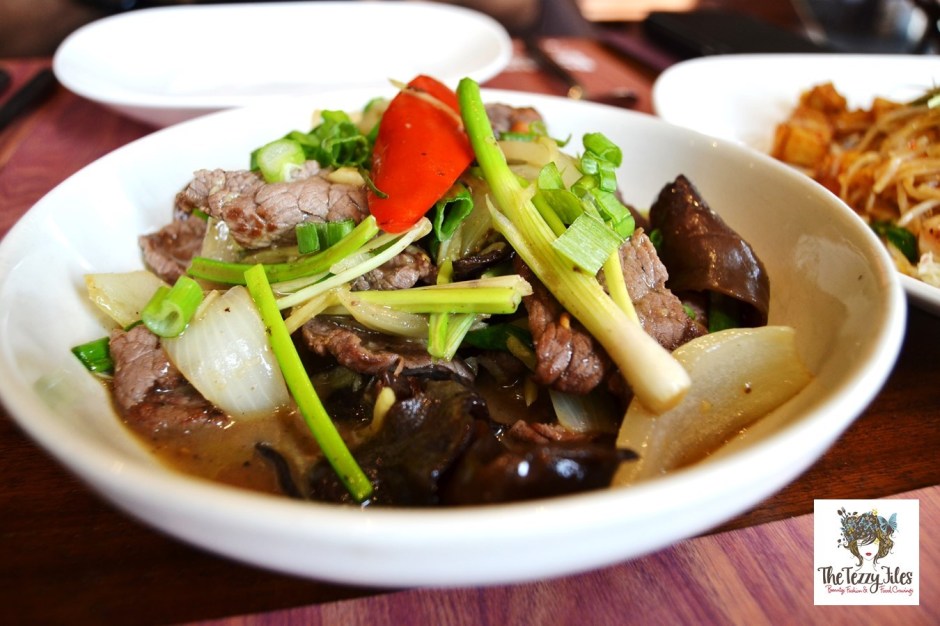 Busaba Eathai The Beach JBR Dubai Thai restaurant review The Tezzy Files Dubai Food Lifestyle Blogger (5)