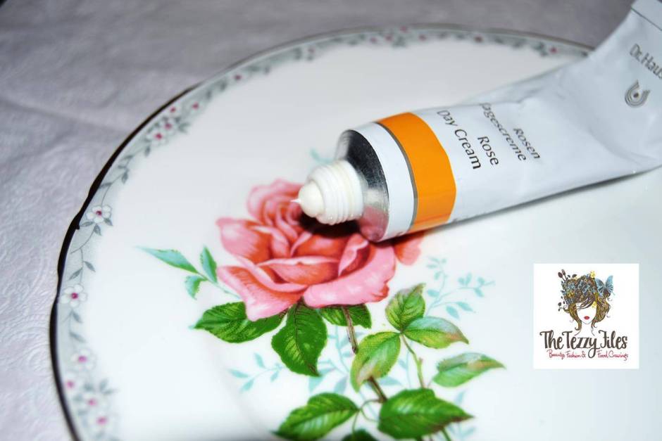 Dr. Hauschka Rose Day Cream Review on The Tezzy Files Beauty Blog Dubai UAE (2)