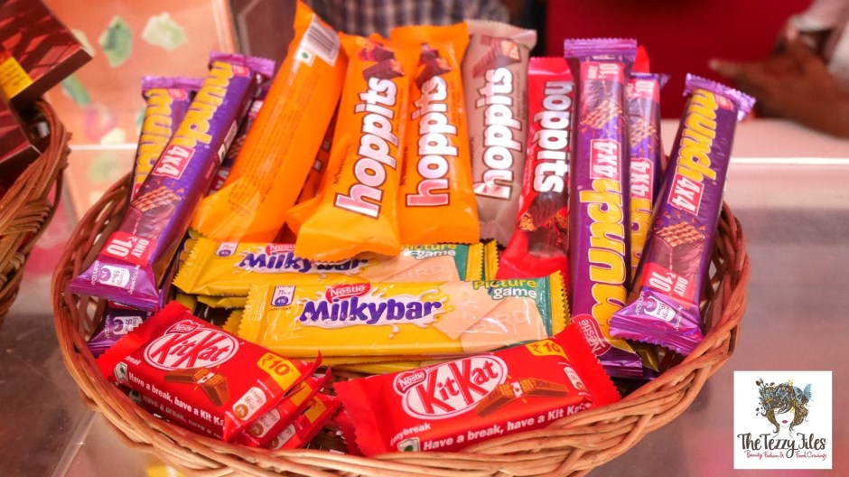 Guwahati Assam India Food Assamese Review Travel Blog Thukpa Khaar Brown Creams Paradise Chung Fa Indo Chinese Cutting Chai Chinese Calendar Year of the Monkey Sheep Chili Chicken Indian Chocolates (16)