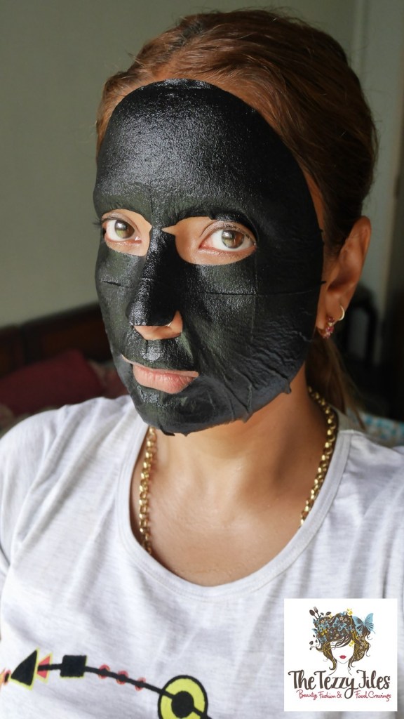 OLEVA + Oxygen Moisturizing Black Mask review by The Tezzy Files Dubai Beauty Blog Lifestyle Blogger UAE Sephora Middle East(5)
