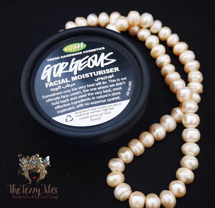 lush-gorgeous-face-cream-review-the-tezzy-files-dubai-beauty-blog-skincare-blogger-uae-lifestyle