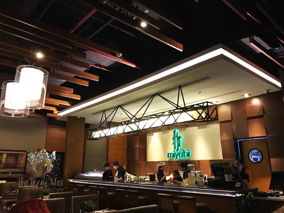 miyabi-sushi-japanese-cuisine-the-palm-jumeirah-dubai-uae-food-blog-the-tezzy-files-lifestyle-blogger-maki-sashimi-wasabi-3