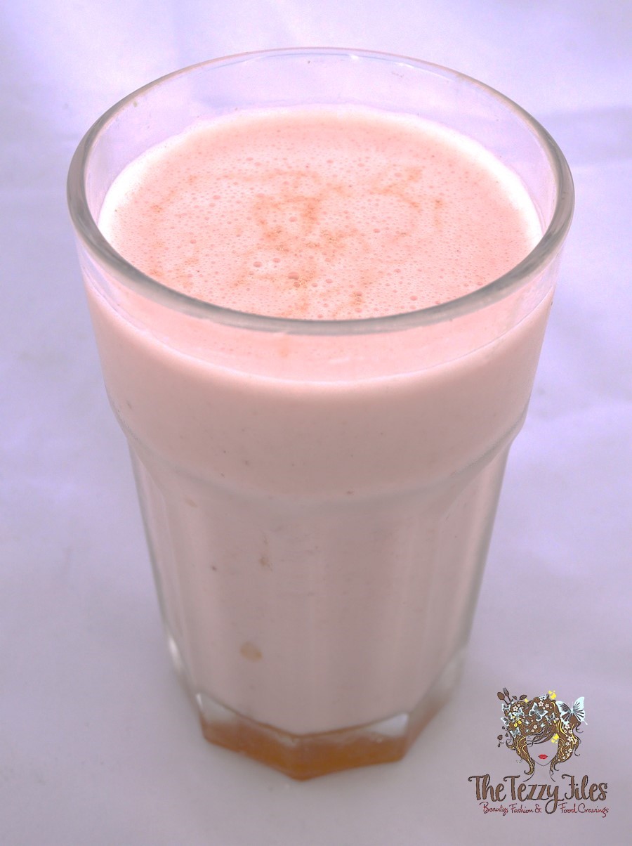 strawberry-cinnamon-honey-smoothie-shake-recipe-health-wellness-breakfast-quick-fast-nutrition-benefits-of-cinnmon