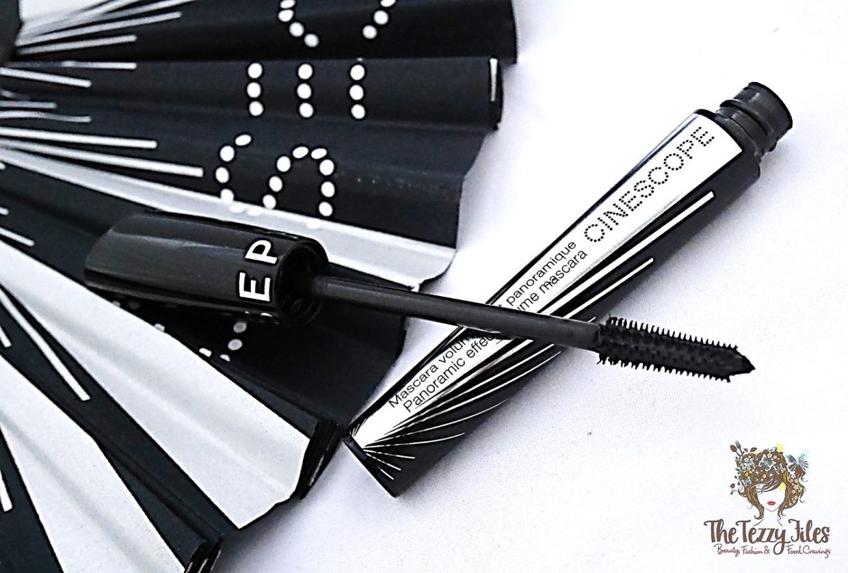 sephora-cinescope-mascara-review-dubai-uae-sephora-beauty-blogger-the-tezzy-files-blog-uae-panoramic-lashes-mascara-wand-ball-ended-bristles-easy-application-dramatic