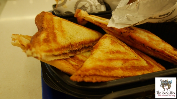 wrapchic-burjuman-bur-dubai-food-review-the-tezzy-files-blog-uae-blogger-indian-mexican-fusion-cuisine-5