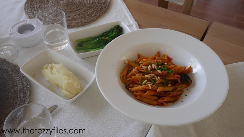 El Chiringuito La Familia Brunch Review The Tezzy Files Dubai Food Blog UE Blogger Rixos The Palm Dubai UAE (24)