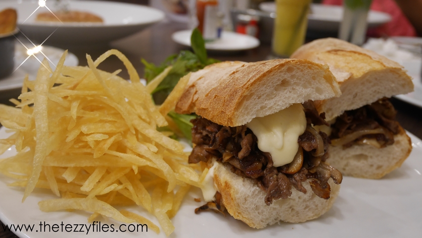 Dalloyau Lunch Menu Dubai UAE Mirdiff City Centre The Tezzy Files Dubai Lifestyle Food Blog French Cuisine Lunch Dessert Zomato Review (1)