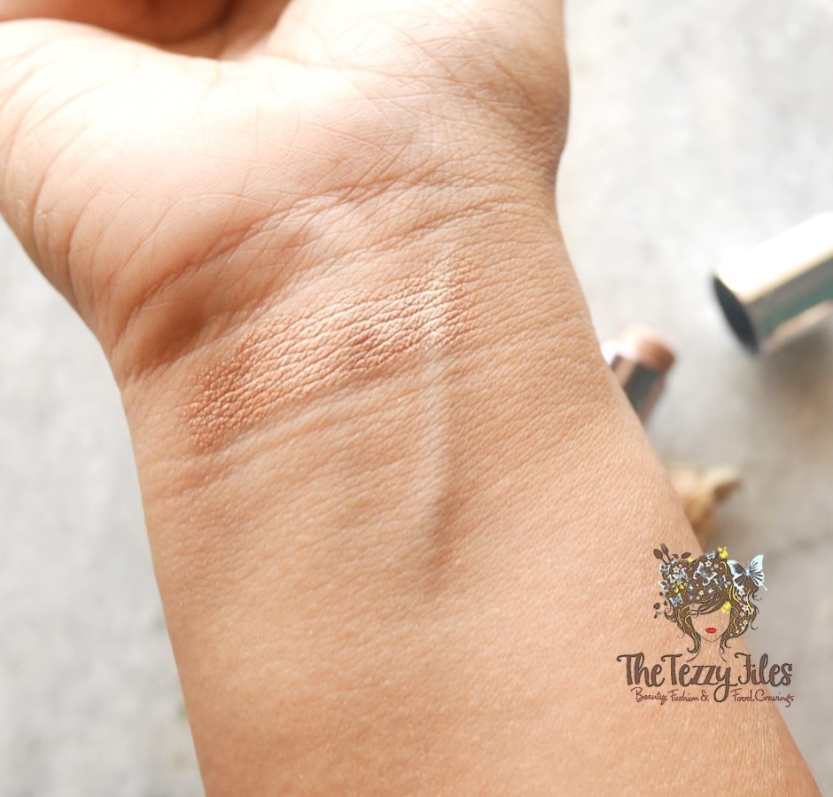 Cover FX Enhance Click Cream Enhancer Rose Gold Swatch Review Dubai Beauty Blog Sephora Middle East Highlighter