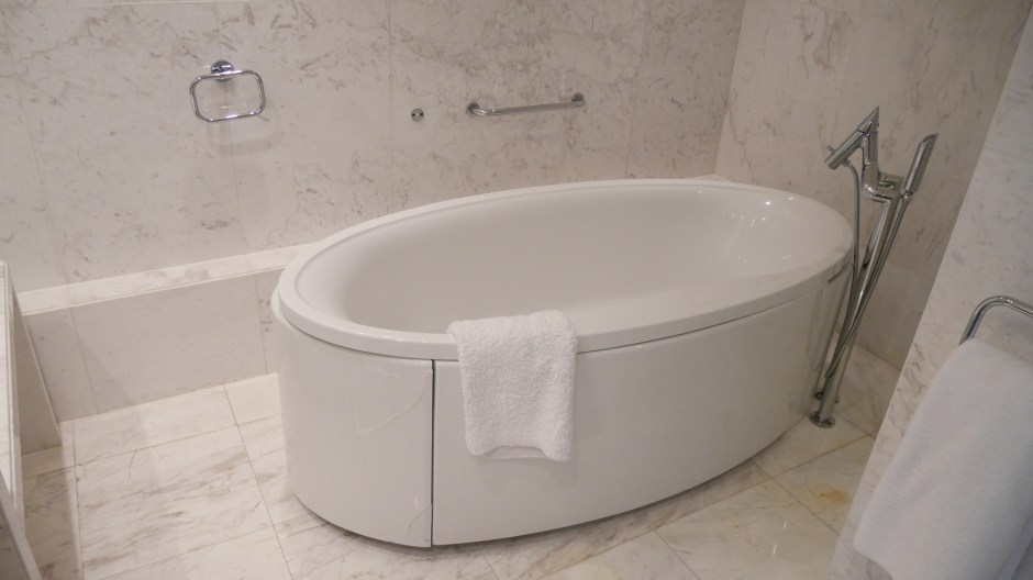 Media One Hotel Dubai Media City Review Staycation Holiday blog tripadvisor uae (4)