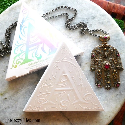 Kat Von D Alchemist Holographic Palette Review Dubai Beauty Blog Sephora Middle East The Tezzy Files UAE Blogger Swatches (2)