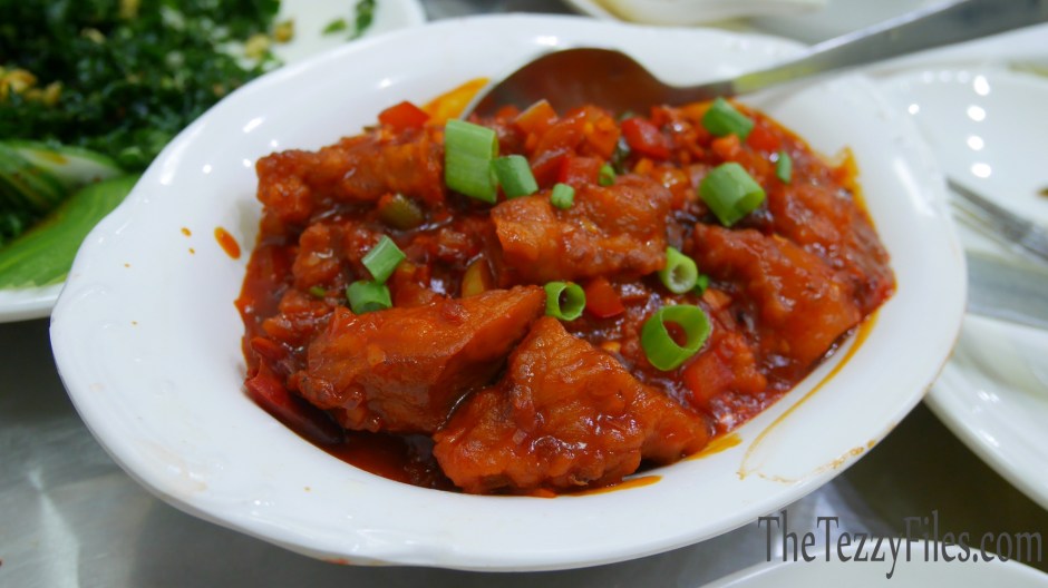 Real Momos Karama Dubai Indo Chinese Food Review Dubai Foodie Blogger UAE Blog Schezwan Noodles Chicken (4)