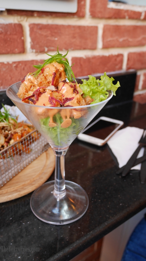 Status Kitchen Mirdif Dubai UAE review monster shake charcoal pancake mocktails food blog uae lifestyle blogger chocaholic (22)