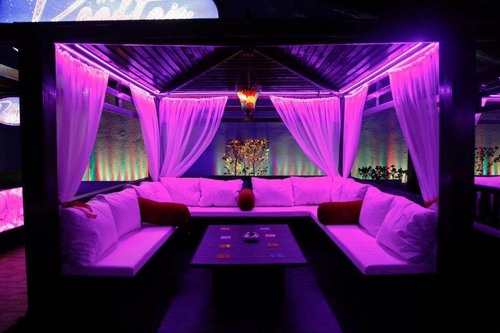 The Rooftop Lounge and Dining Royal Ascot Hotel Bur Dubai review Season 5 2017 Dubai food blog lifestyle blog The Tezzy Files UAE writer (5)