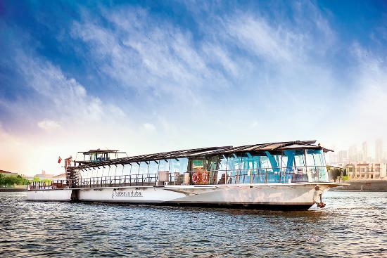 bateaux-dubai-exterior