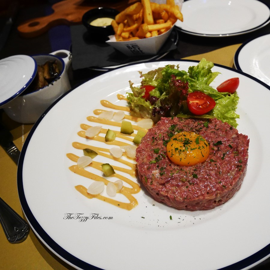 Le Petit Belge Dubai Review Delirium Cherry Beer Beef Tartare Food Blogger UAE Blog Belgian Belgium (4)