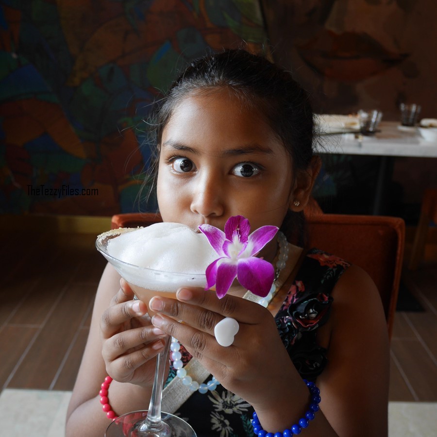 Kim's Seafood Restaurant Singaporean Food Dubai Al Seef UAE Blog Blogger Review Zomato Chili Prawns Pepper Chicken Licenced (4)