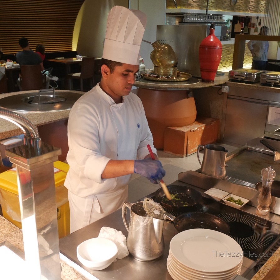 Al Ain Rotana Review Min Zaman Zest Travel Staycation Holiday Trip Advisor UAE Blogger Food Pool (15)