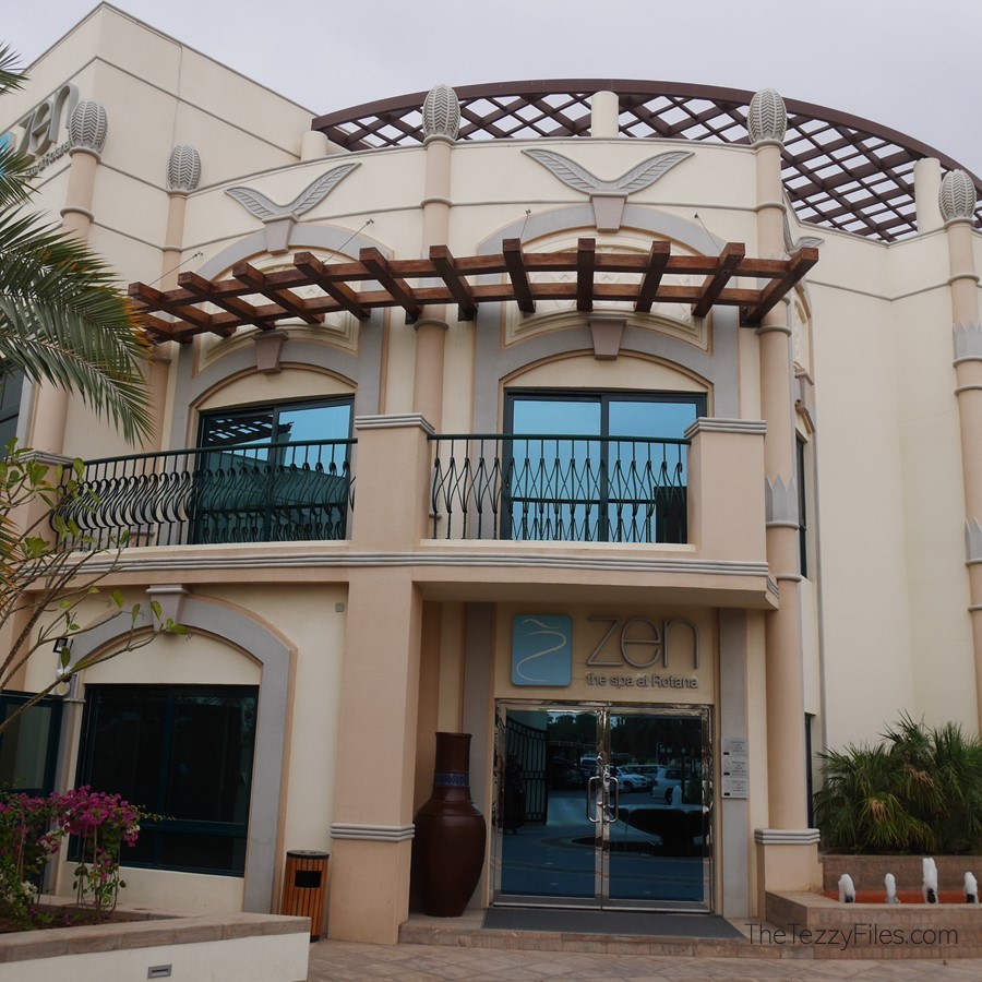 Al Ain Rotana Review Min Zaman Zest Travel Staycation Holiday Trip Advisor UAE Blogger Food Pool (3)